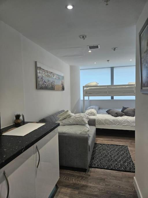 Small Studio For Group Of 5 In Delta Croydon Dpf3 Екстериор снимка